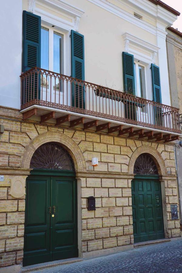 Beb Cornelia Panzió Atri Kültér fotó