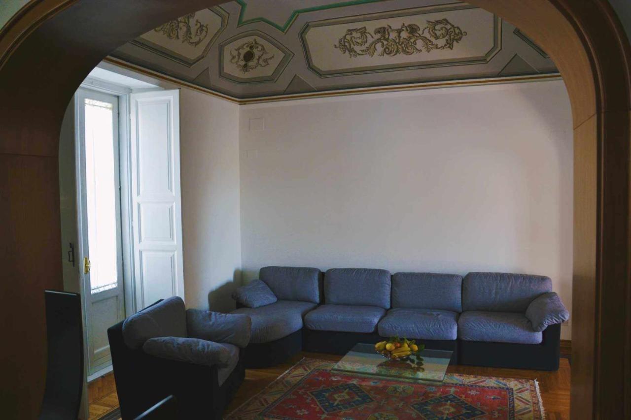 Beb Cornelia Panzió Atri Kültér fotó